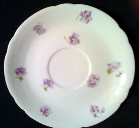 AUS4 Saucer