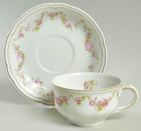 The Fulda Flat Cup & Saucer Set