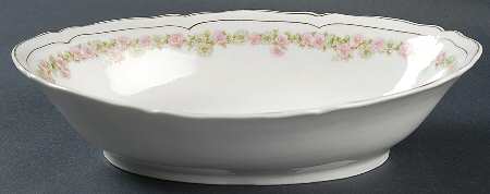 The Munich 10" Oval Vegetable Bowl