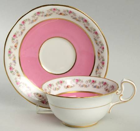 2579 Footed Cup & Saucer Set