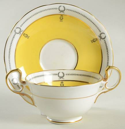 3138 Footed Bouillon Cup & Saucer