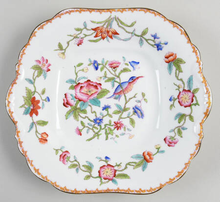 5683 (Smooth) Square Handled Cake Plate
