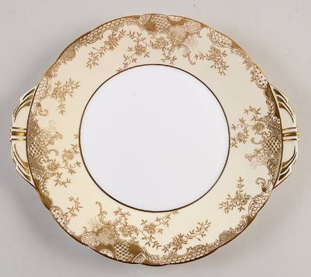 7917 Handled Cake Plate