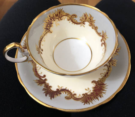7990 Footed Cup & Saucer Set
