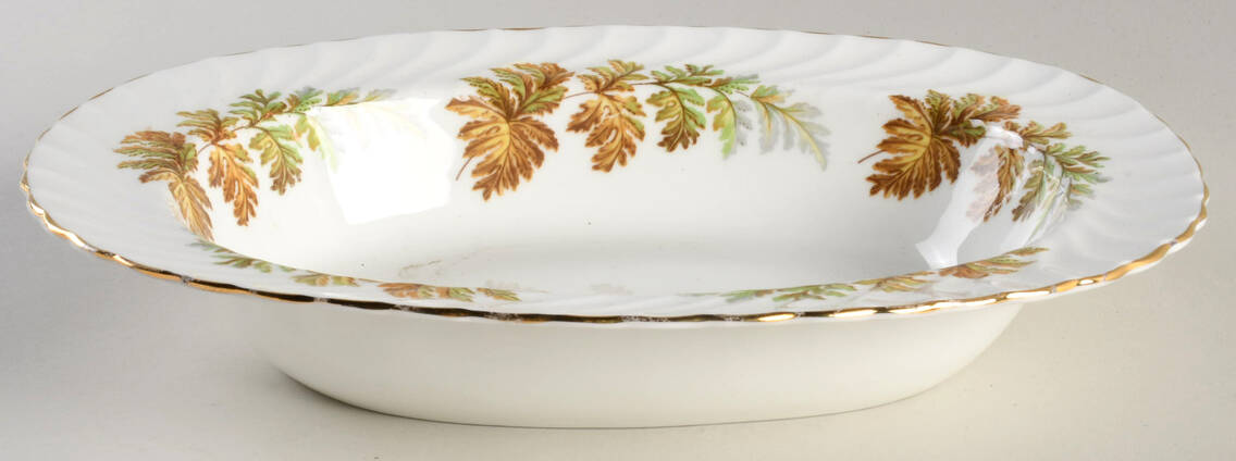 8117 10" Oval Vegetable Bowl