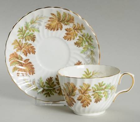 8117 Footed Cup & Saucer Set