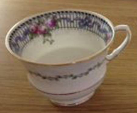 A4943 Footed Cup
