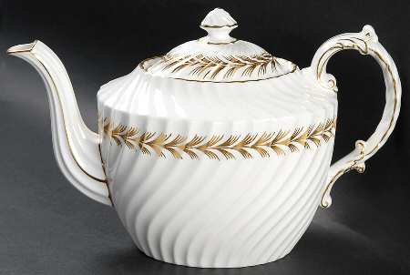 Arundel Teapot & Lid