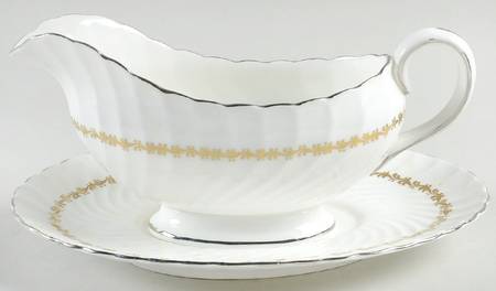 Aurora Gravy Boat & Underplate