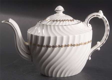 Aurora Teapot & Lid