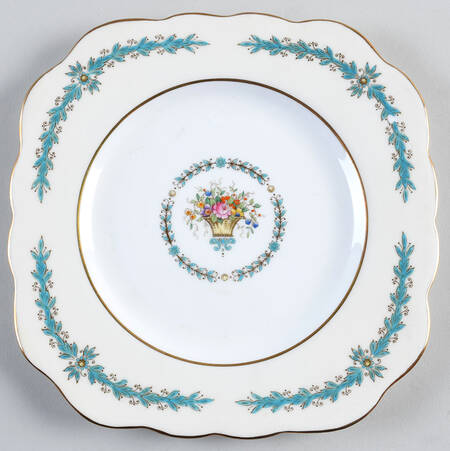 Cambridge (Scalloped) Square Luncheon Plate