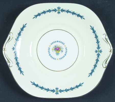 Cambridge (Smooth) Square Handled Cake Plate