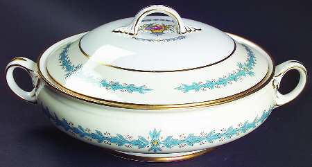 Cambridge (Smooth) Round Covered Vegetable