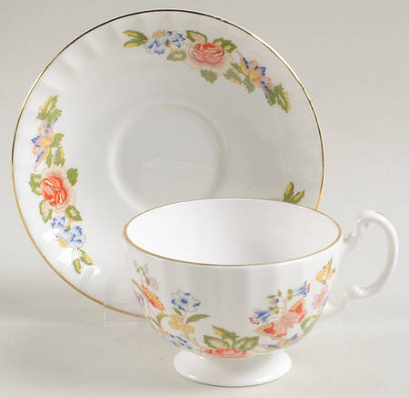Cottage Garden Footed Cup & Saucer Set