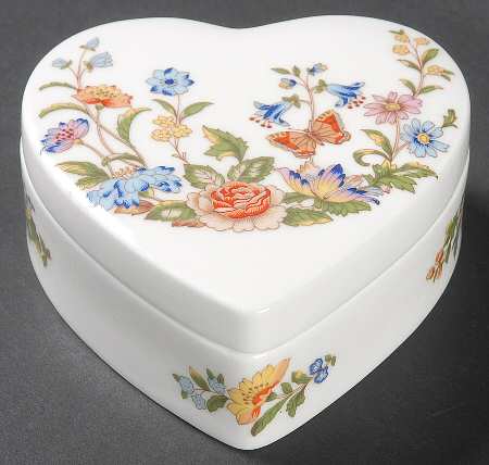 Cottage Garden Heart Shape Box & Lid