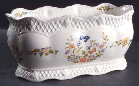 Cottage Garden 11" Planter