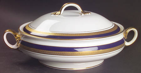 Cobalt Royale Round Covered Vegetable