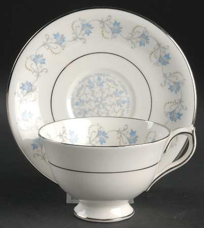 Dianne (Smooth Edge) Footed Cup & Saucer Set