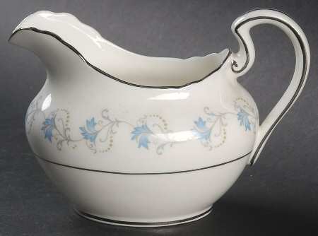 Dianne (Scalloped) Creamer