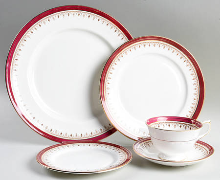 Durham Maroon (Smooth) 5 Piece Place Setting