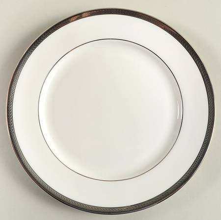 Elegance (Platinum Trim & Inner Verge) Salad Plate