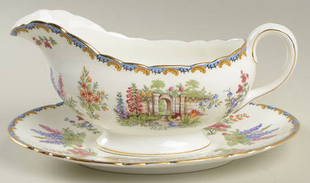 Garden Gate Gravy Boat & Underplate