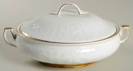 Golden Crocus (Coupe) Round Covered Vegetable