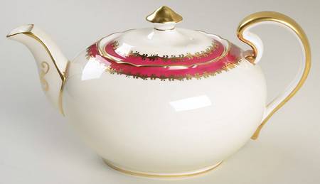 Guildhall Maroon Teapot & Lid