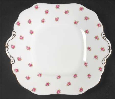 Hathaway Square Handled Cake Plate