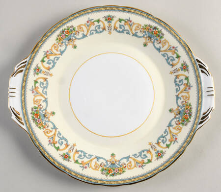 Henley (Scalloped, Gold Trim) Handled Cake Plate
