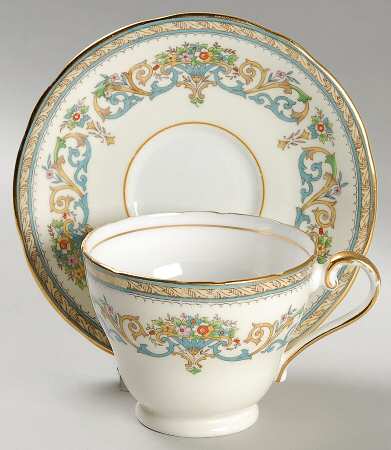 Henley (Scalloped, Gold Trim) Footed Cup & Saucer Set