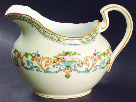 Henley (Scalloped, Yellow Trim) Creamer