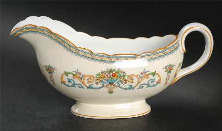 Henley (Scalloped, Yellow Trim) Gravy Boat