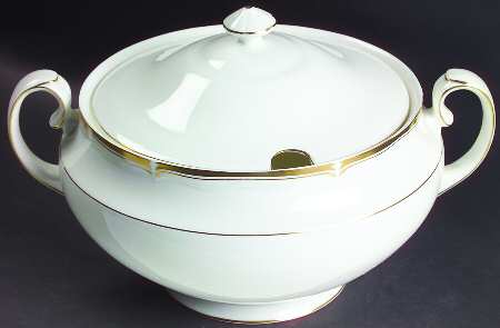 Heritage Tureen &  Lid