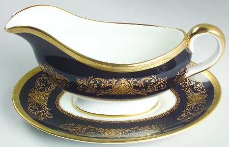Imperial Onyx (Black) Gravy Boat & Underplate