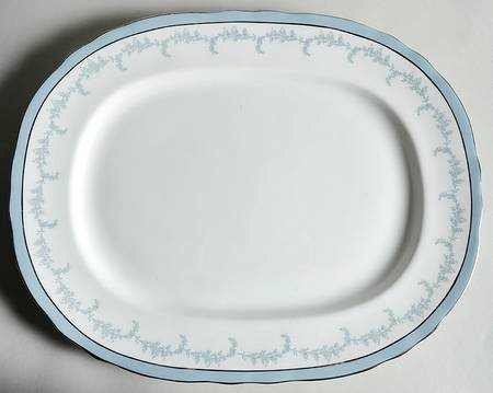 Kenmore (Scalloped) 15" Oval Serving Platter