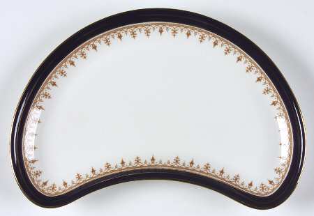 Leighton Cobalt (Smooth) Crescent Salad Plate