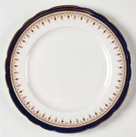 Leighton Cobalt (Scalloped) Dessert/Pie Plate