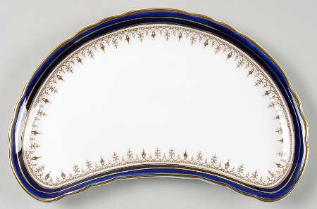 Leighton Cobalt (Scalloped) Crescent Salad Plate