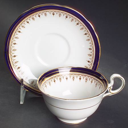 Leighton Cobalt (Scalloped) Footed Cup & Saucer Set