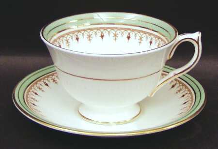 Lincoln Green Footed Cup & Saucer Set