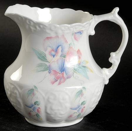 Little Sweetheart Creamer