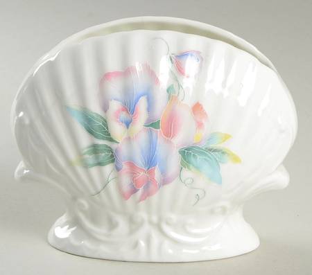 Little Sweetheart Large Shell Shape Vase