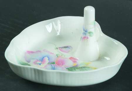 Little Sweetheart Ring Holder