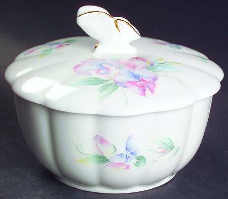 Little Sweetheart Powder Box with Lid