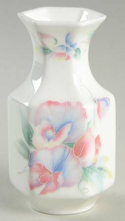 Little Sweetheart 3" Bud Vase
