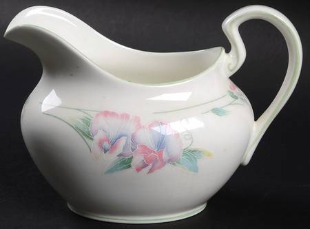 Little Sweetheart Creamer