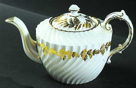 Lynbrook Teapot & Lid