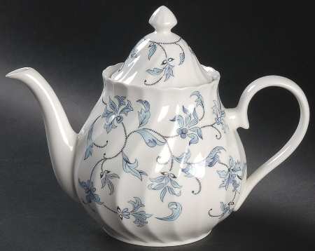 Madrigal Blue Teapot & Lid