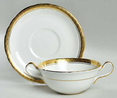 Majestic (Scalloped) Flat Cream Soup Bowl & Saucer Set